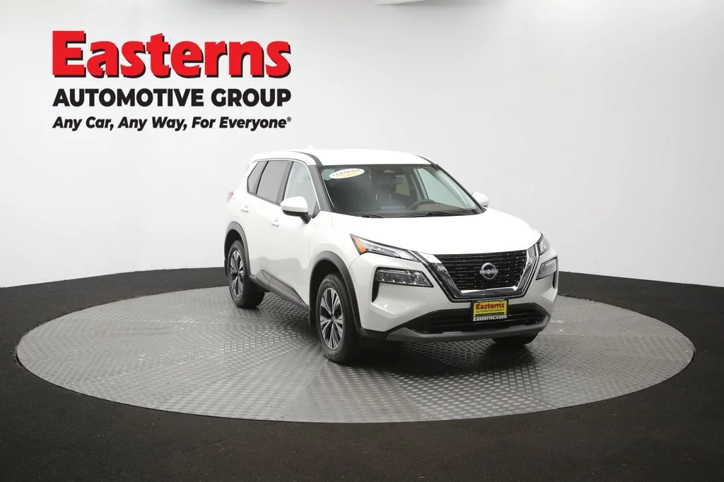 Used 2023 White Nissan SV image 49