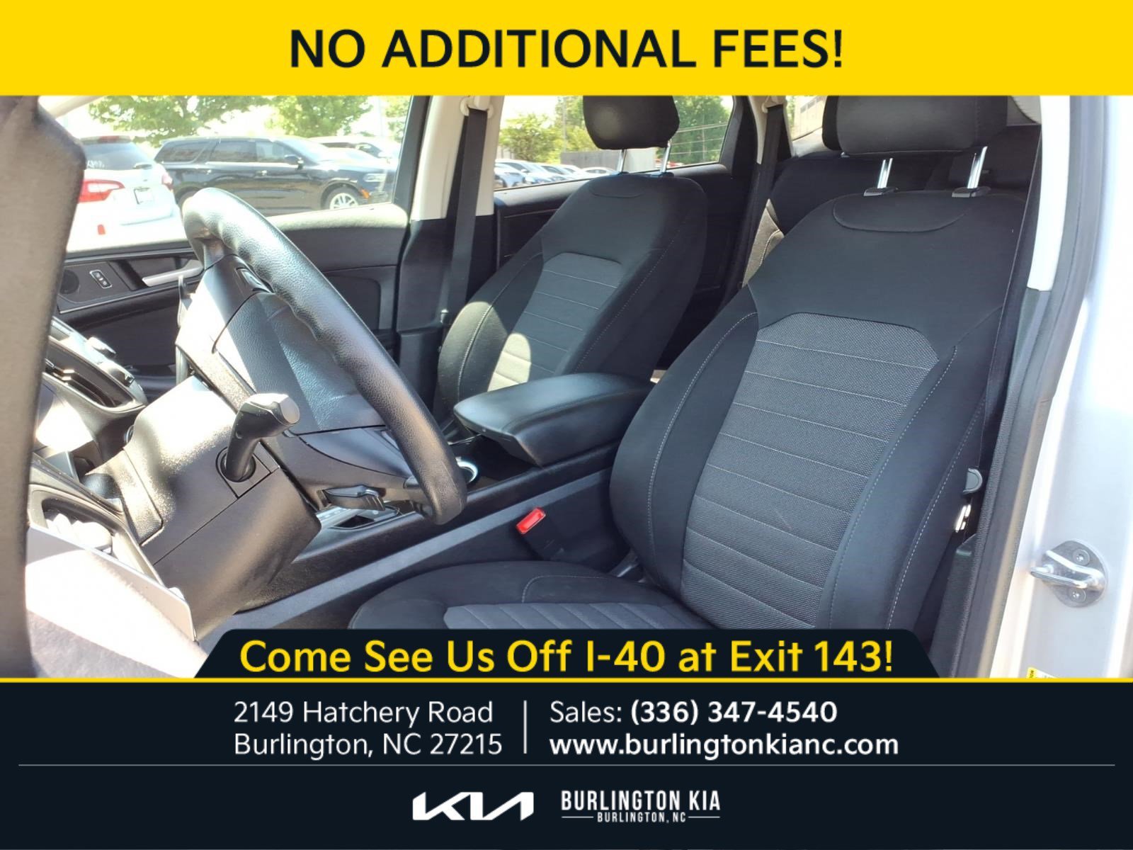 Used 2018 Ingot Silver Metallic Ford SE image 3
