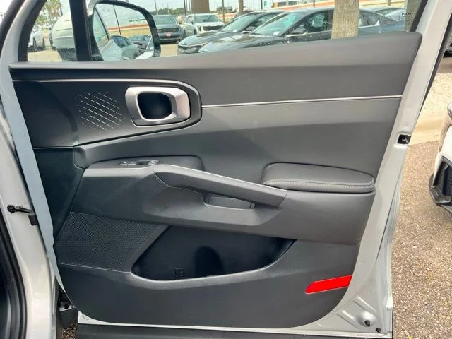 New 2026 White Kia S image 24