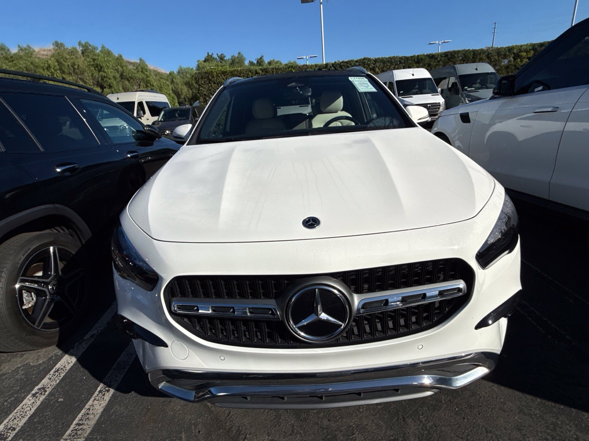Used 2024  Mercedes-Benz GLA 250 image 2