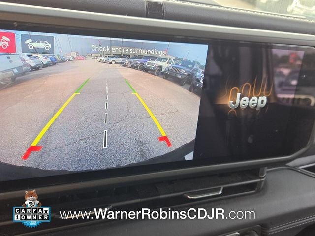 Used 2024 Gray Jeep Rubicon image 22