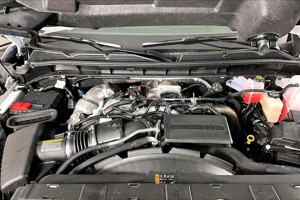 New 2026 Summit White GMC AT4 image 2
