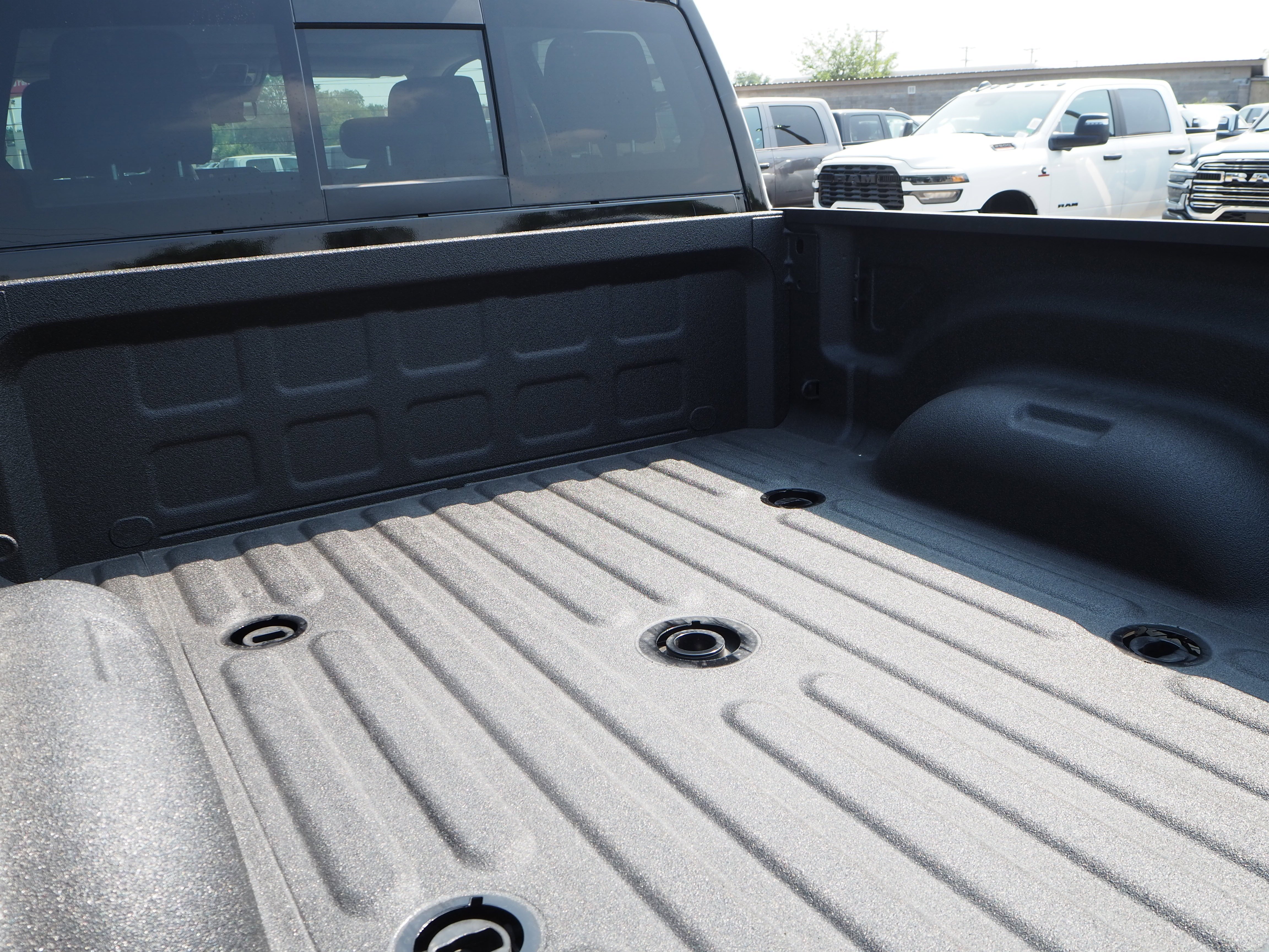 2025 RAM 2500 Limited - Photo 9