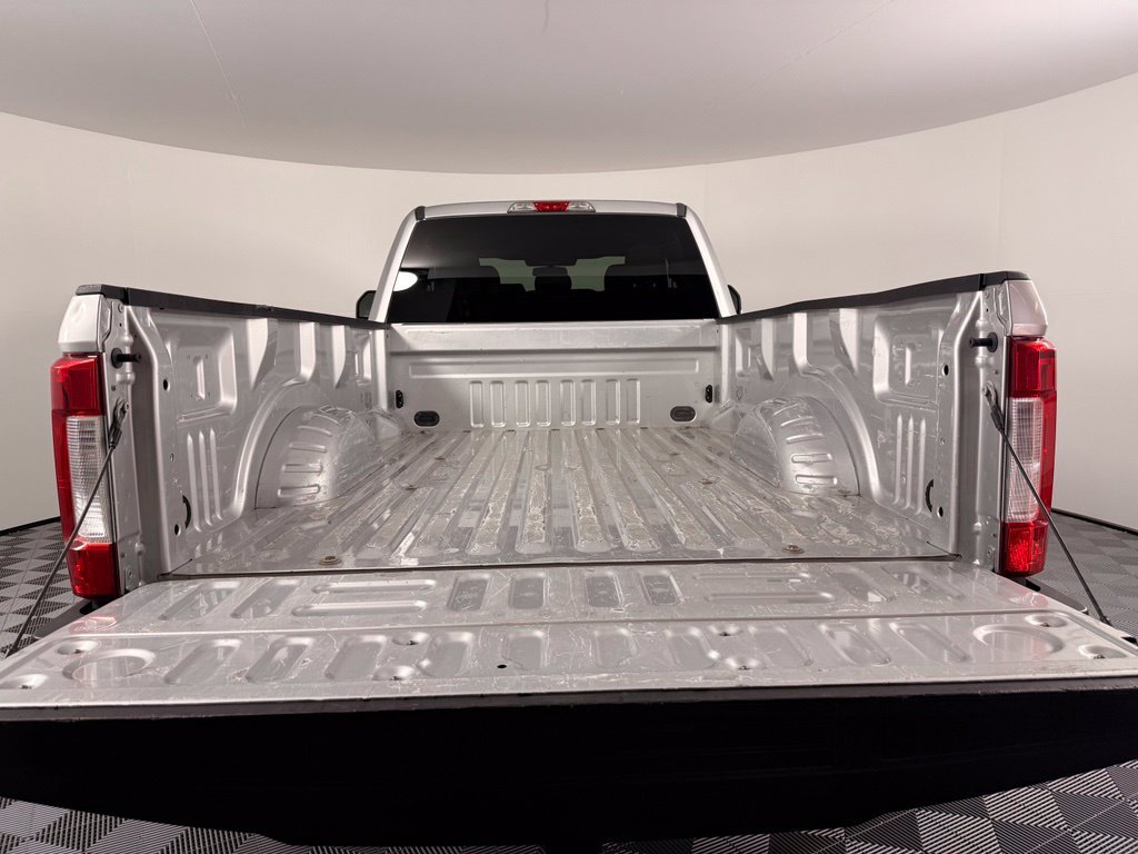 Used 2018 Ingot Silver Ford XL image 13
