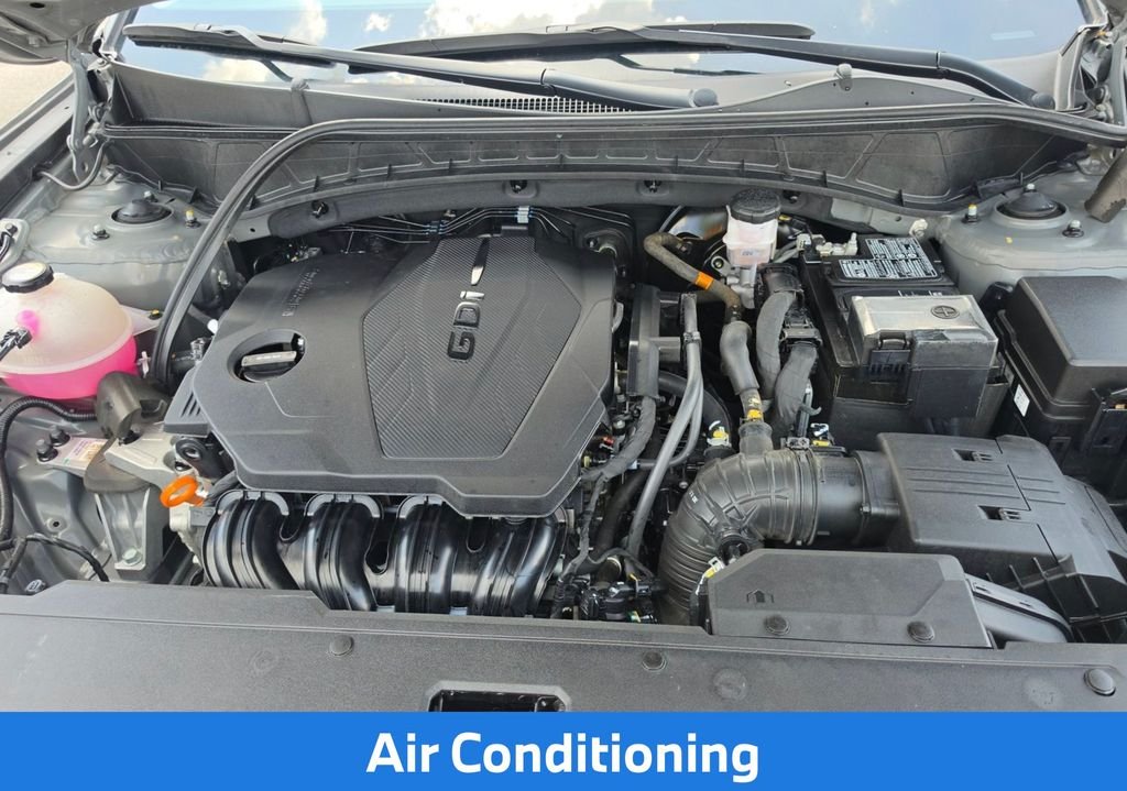 Used 2024 Gray Hyundai SEL image 6