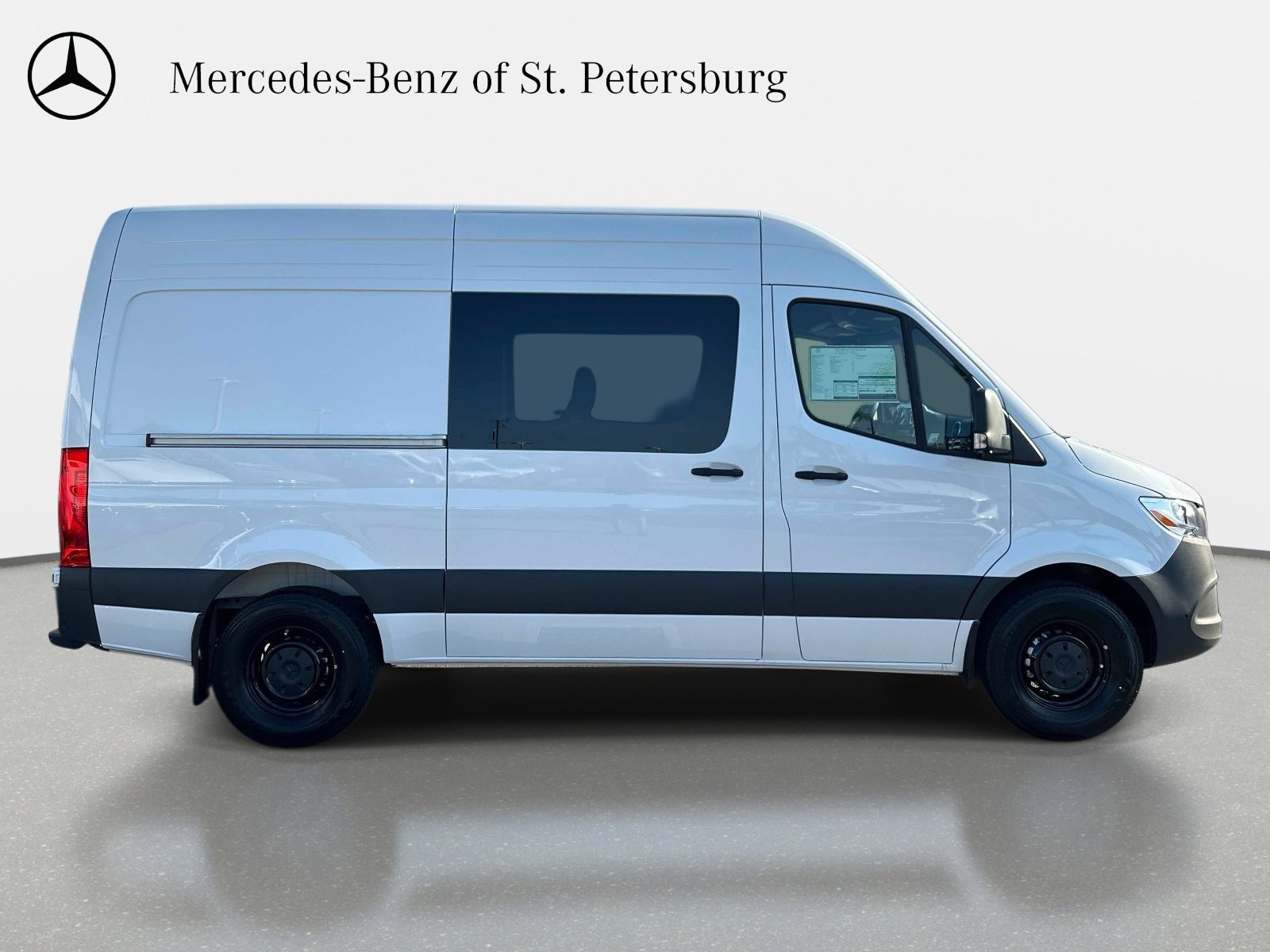 New 2026 Arctic White Sprinter Crew 144 WB image 5
