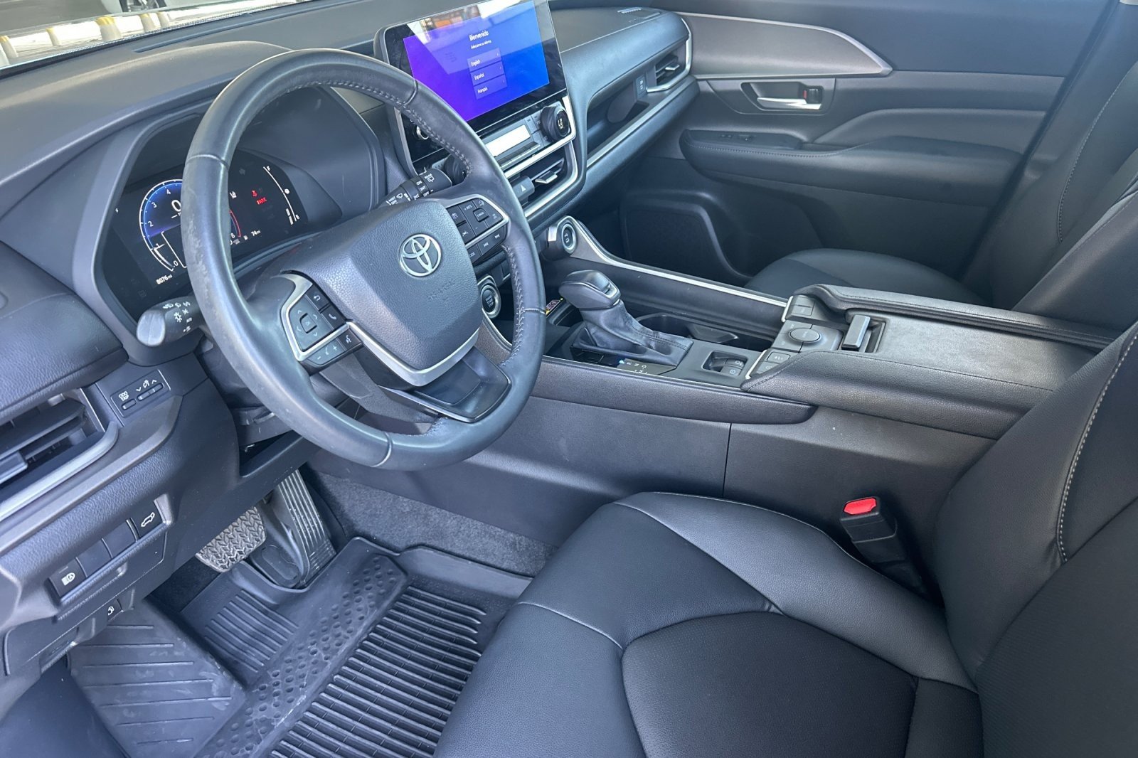 Used 2026 CELESTIAL SILVER MET Toyota XLE image 9