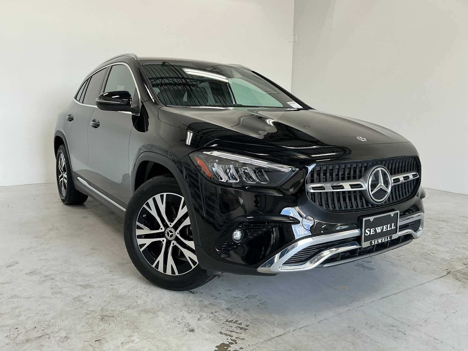 Certified Used 2026 Night Black Mercedes-Benz GLA 250 image 3