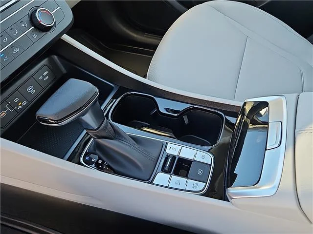 New 2026 Hampton Gray Hyundai SE image 20