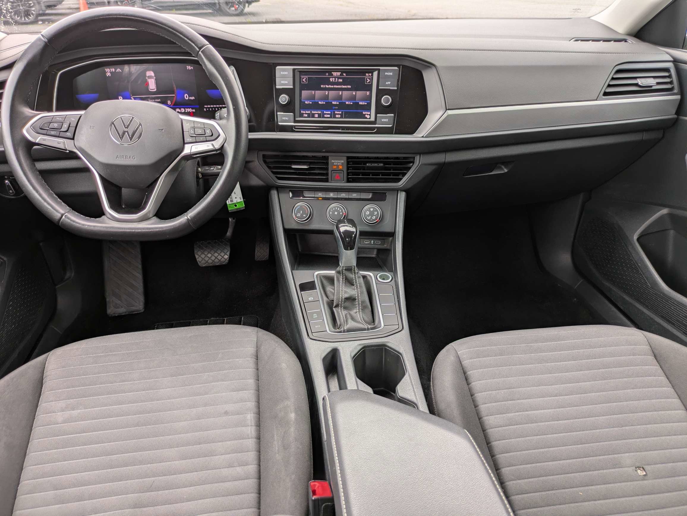 Used 2024  Volkswagen 1.5T S image 11
