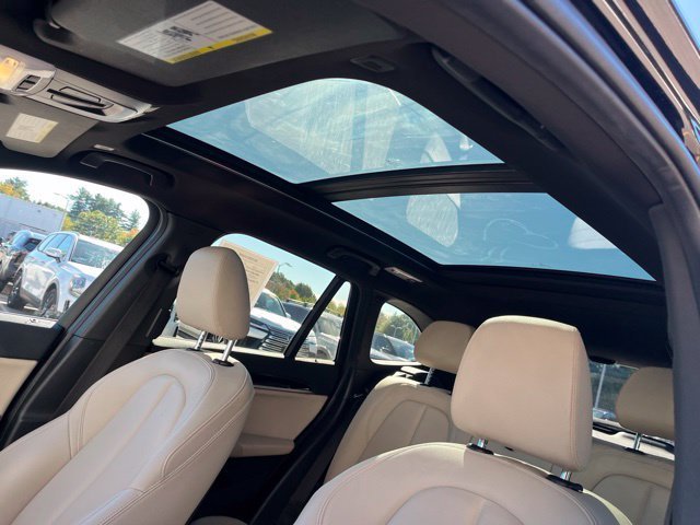 Used 2018 Jet Black BMW xDrive28i image 13