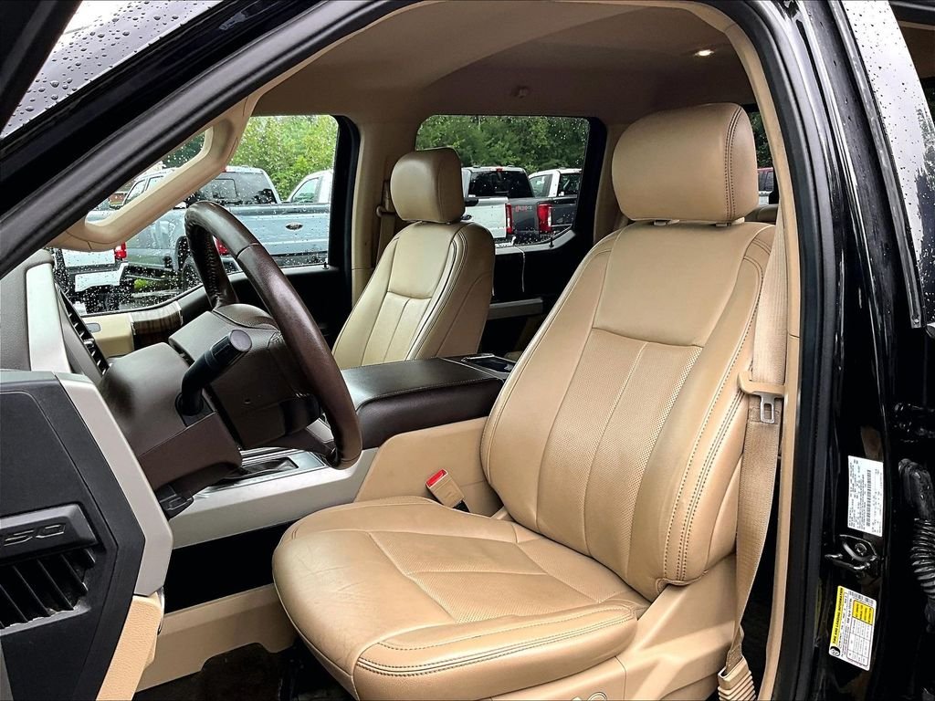 Used 2020 Black Metallic Ford Lariat image 10