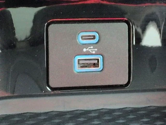 Certified Used 2021 Red Metallic Ford Premium image 23