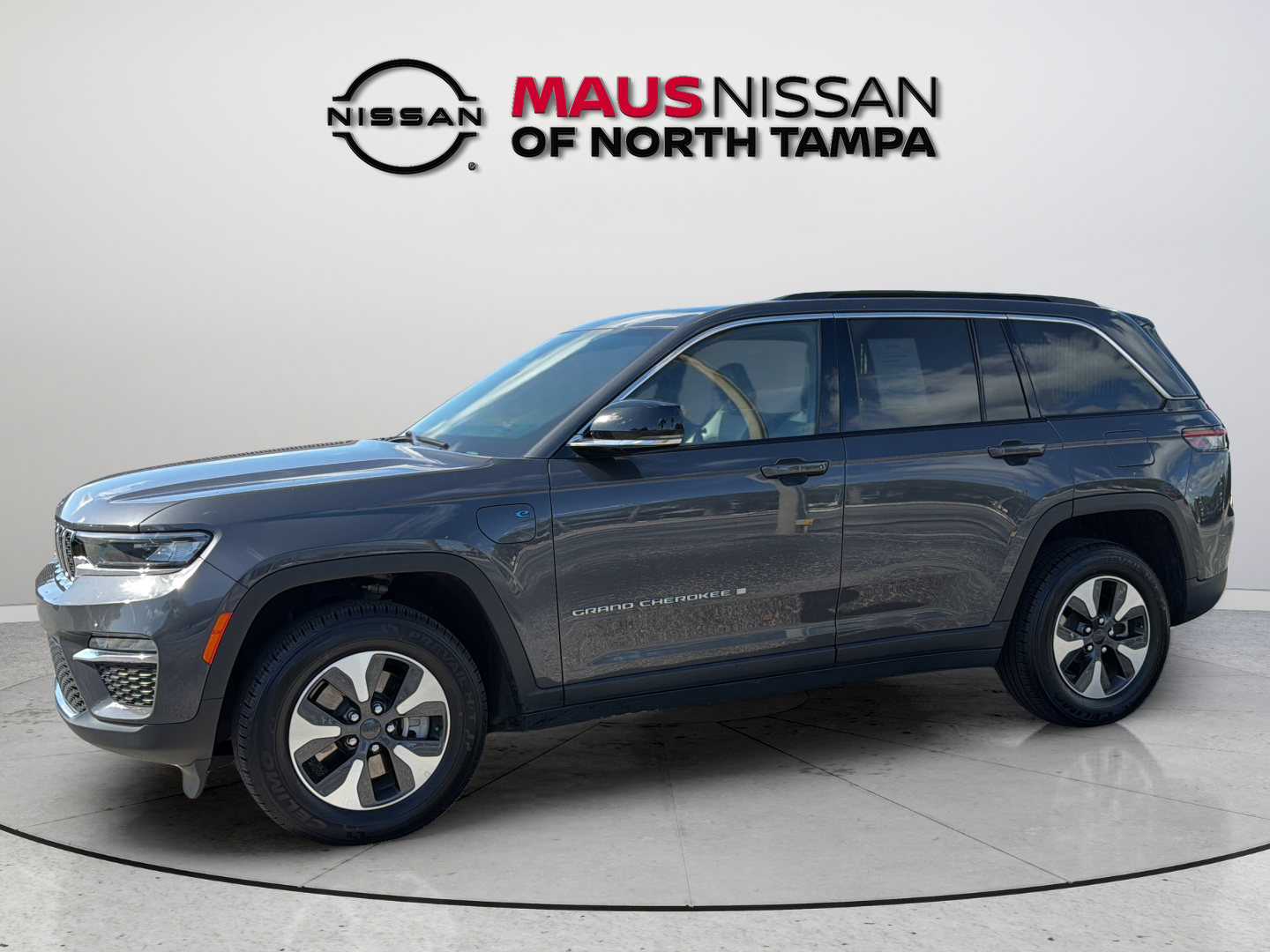 Used 2024 Gray Jeep 4xe image 5