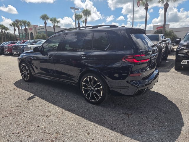 2026 BMW X7 M60i - Photo 10