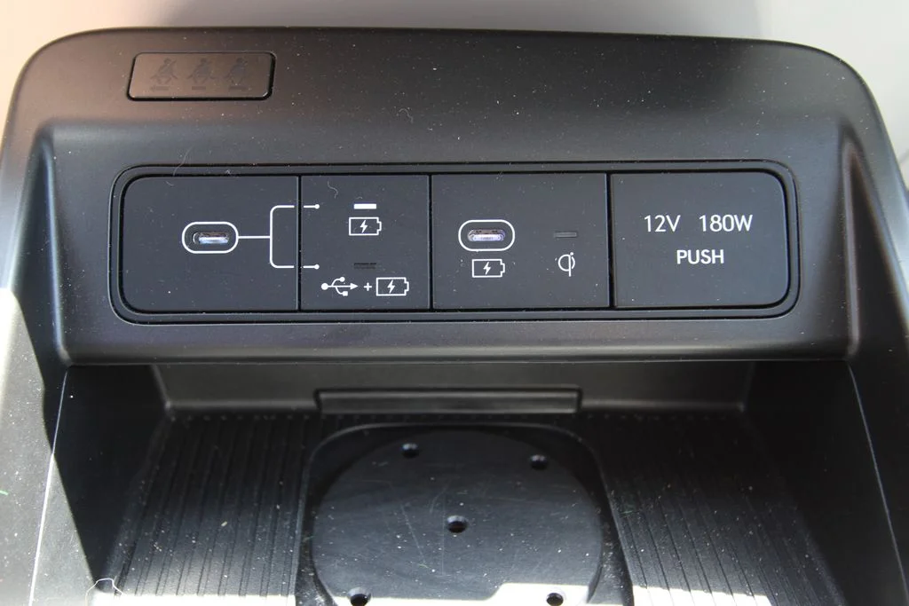 Used 2024 White Hyundai Limited image 30