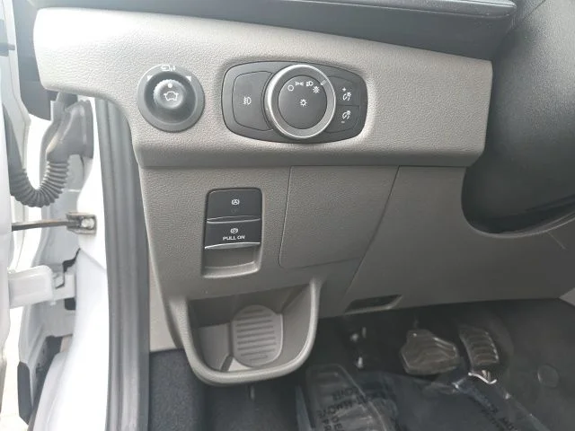 Used 2024 Oxford White Ford XLT image 11