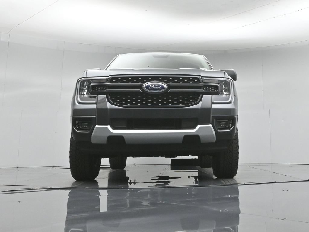 New 2026 Carbonized Gray Metallic Ford XLT image 42