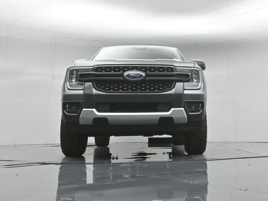 New 2026 Carbonized Gray Metallic Ford XLT image 42
