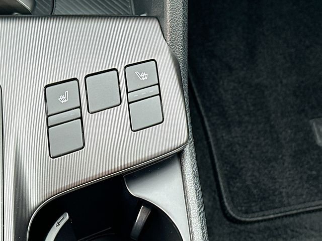 Certified Used 2026 White Kia EX image 19