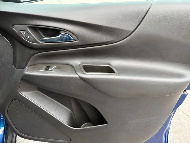 Used 2022 Blue Chevrolet LT image 23