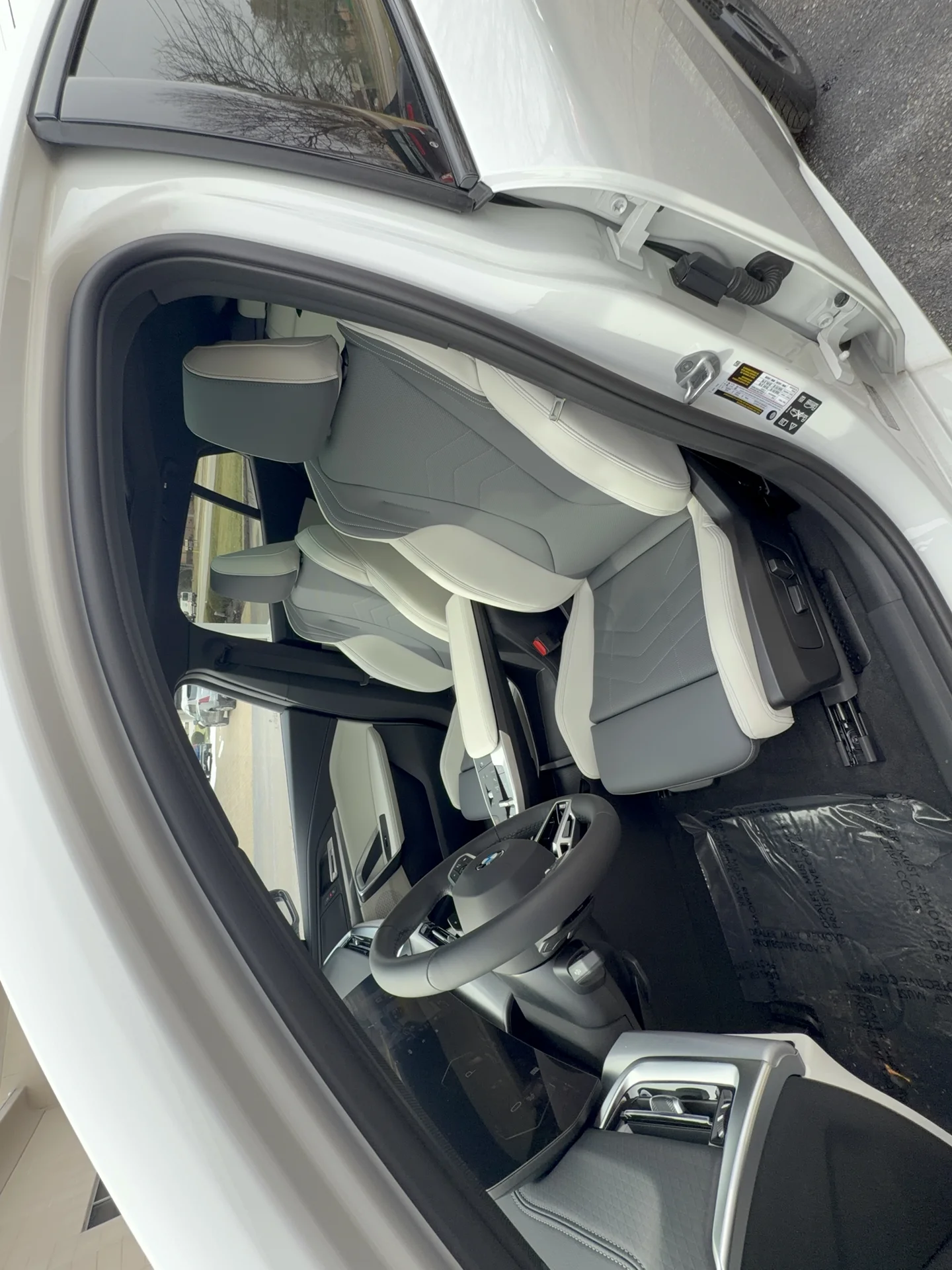 New 2026 Alpine White BMW xDrive28i image 7