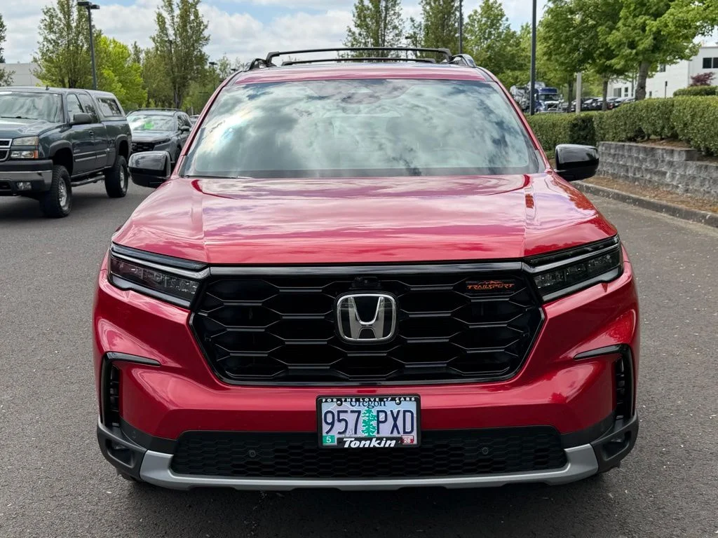 Used 2025 Radiant Red Honda TrailSport image 3