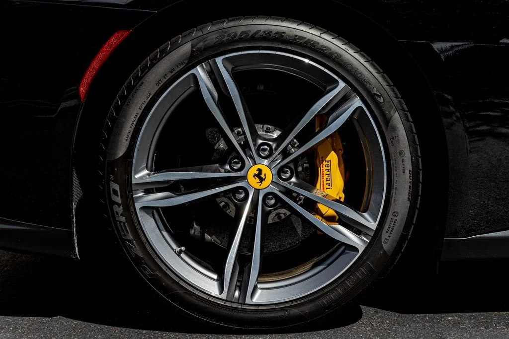 Used 2018 Nero Ferrari V12 image 44