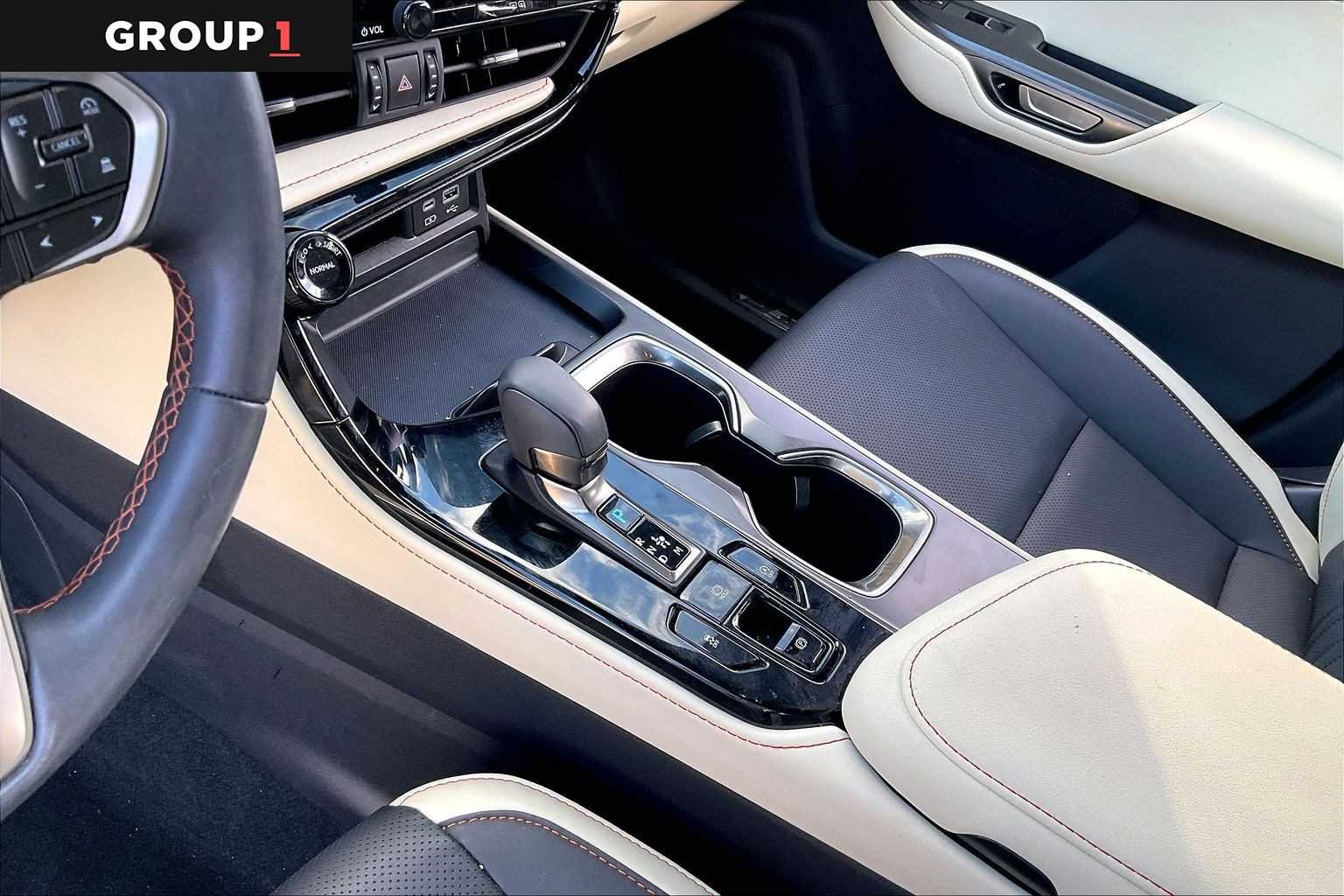 Used 2024 Atomic Silver Lexus Premium image 14