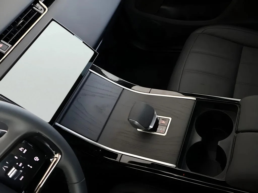2026 Land Rover Range Rover Evoque Dynamic SE - Photo 24