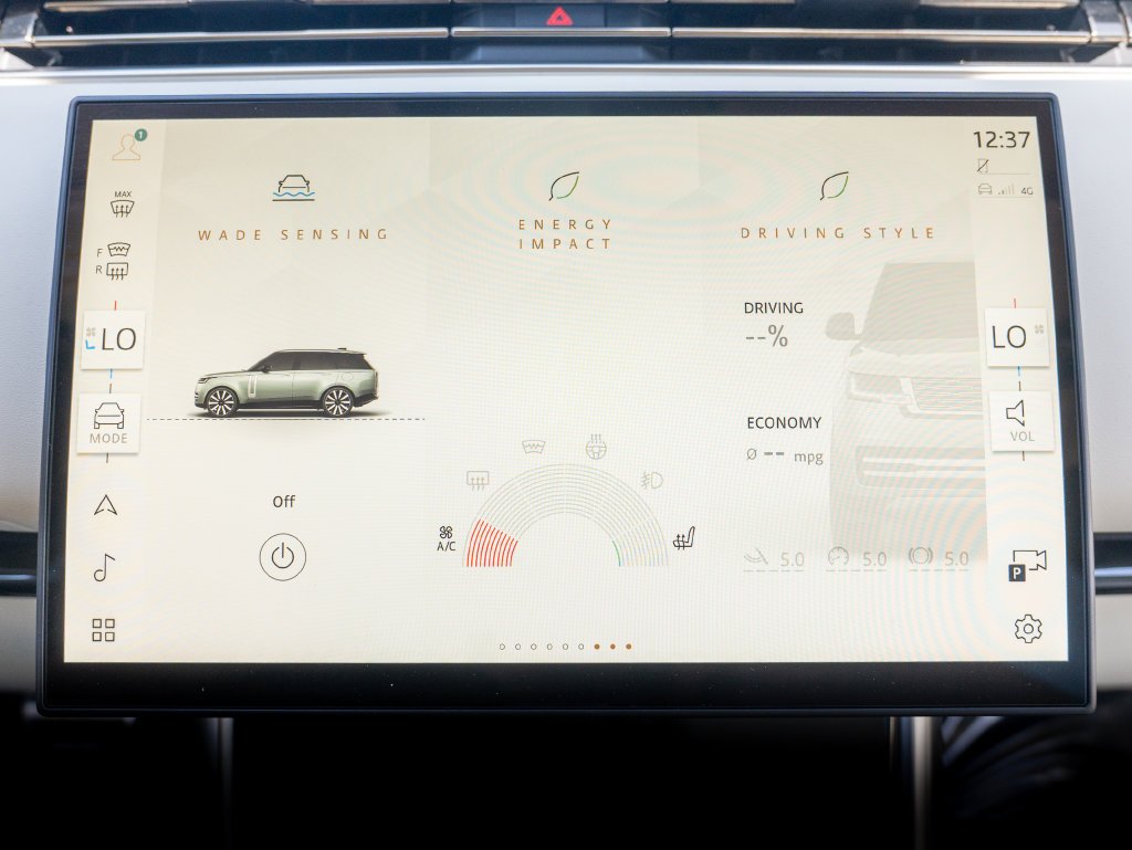 2025 Land Rover Range Rover SE - Photo 25