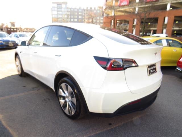 Used 2020 Tesla Model Y Long Range with VIN 5YJYGDEEXLF017114 for sale in Arlington, VA
