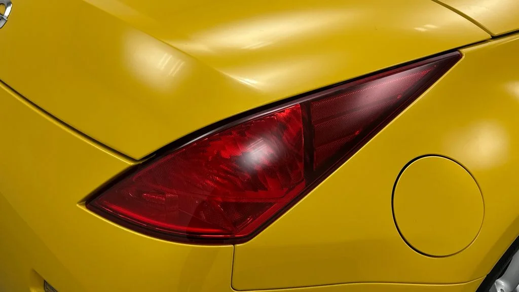 Used 2005 Yellow Nissan Touring image 27