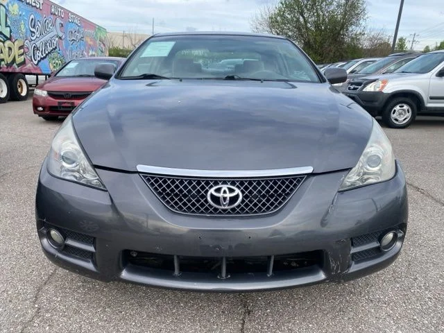 Used 2008 Gray Toyota  image 2