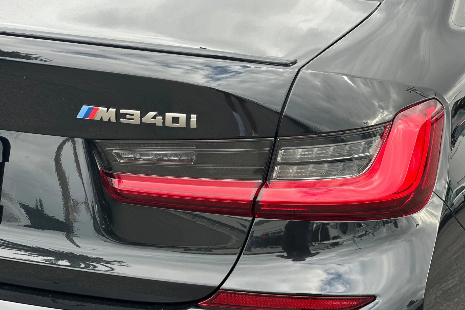 Used 2021 Black Sapphire Metallic BMW M340i image 26