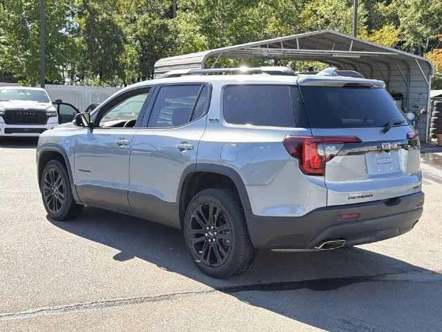 Used 2023 Silver GMC SLE image 3