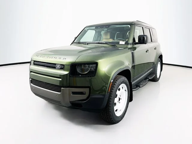 2026 Land Rover Defender 110 S P300's photo
