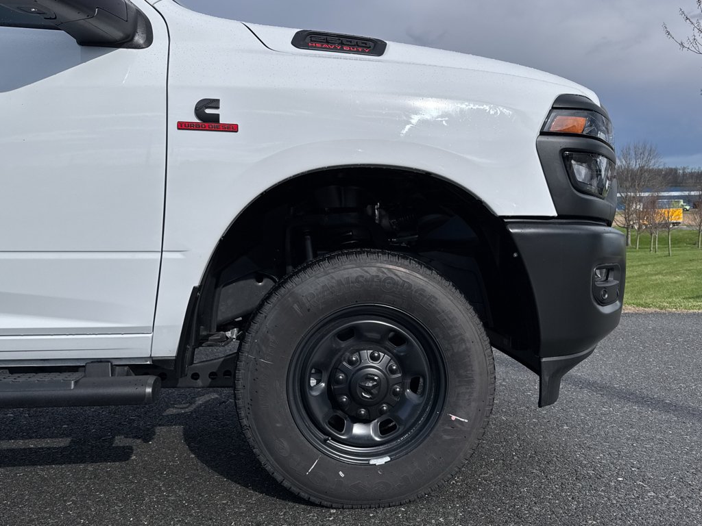 New 2026 Bright White Clear-Coat Exterior Paint RAM Tradesman image 23