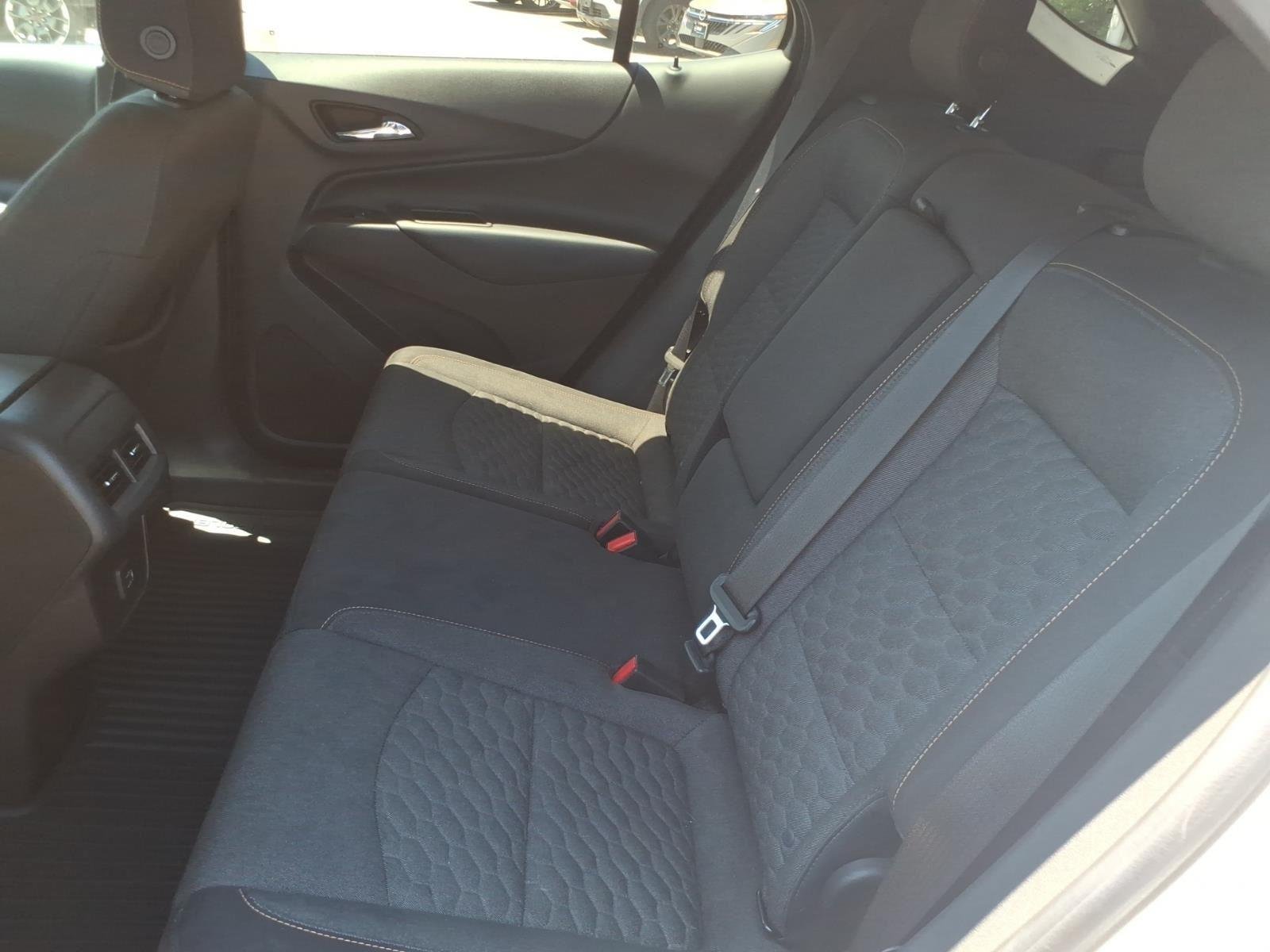 Used 2019 Summit White Chevrolet LT image 18
