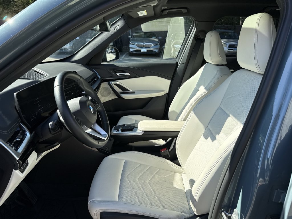 2026 BMW X1 28i - Photo 11
