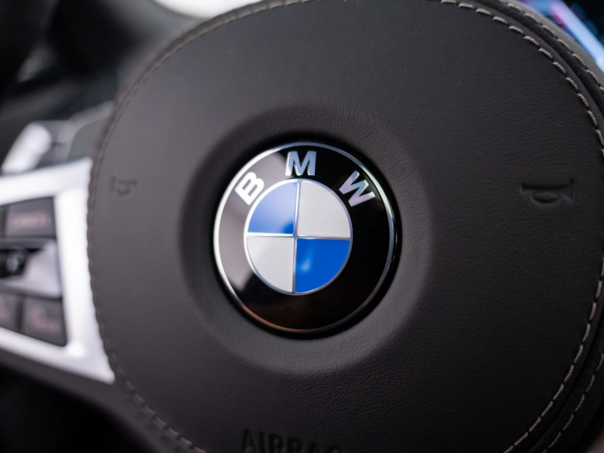 New 2026 Gray BMW xDrive40i image 19