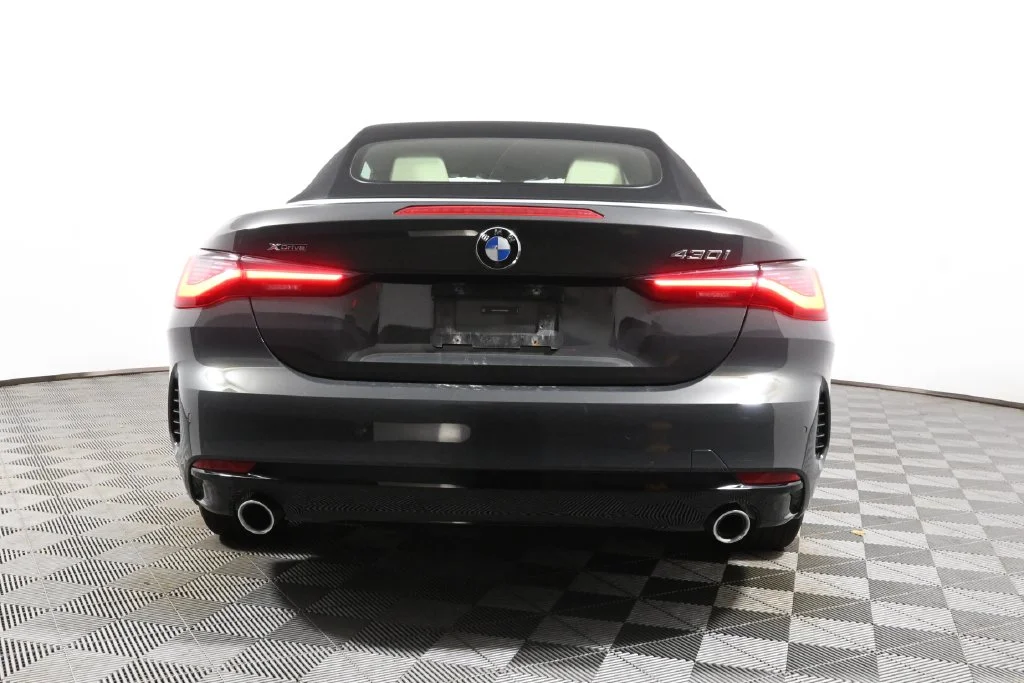 Used 2024 Gray BMW 430i xDrive image 10