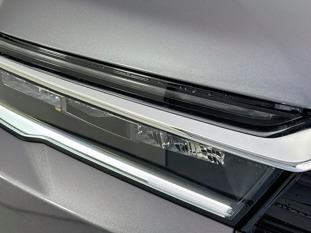 New 2026 Modern Steel Metallic Honda Touring image 10