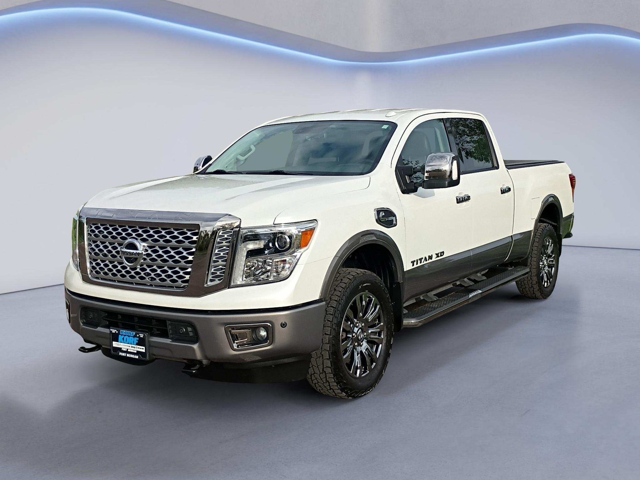 Used 2017 Pearl White Nissan Platinum Reserve image 1
