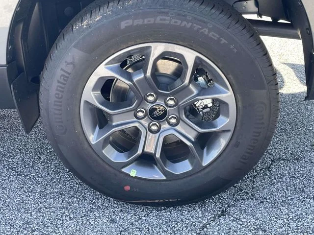 New 2026 Gray Ford XLT image 7