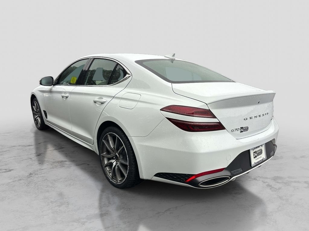 Used 2025 White Genesis 2.5T image 3