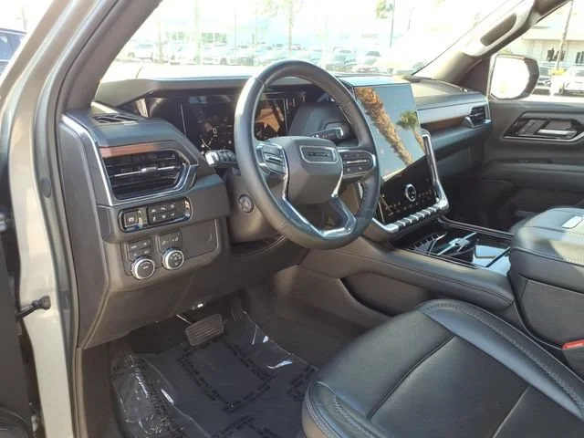 Used 2025 Sterling Metallic GMC Denali image 15