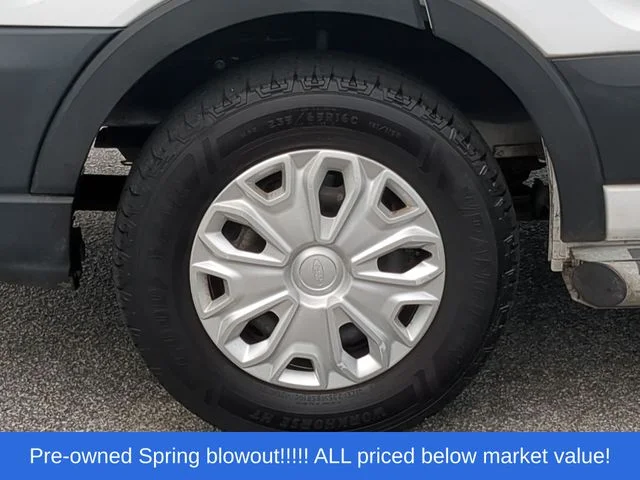 Used 2021 White Ford XL image 18