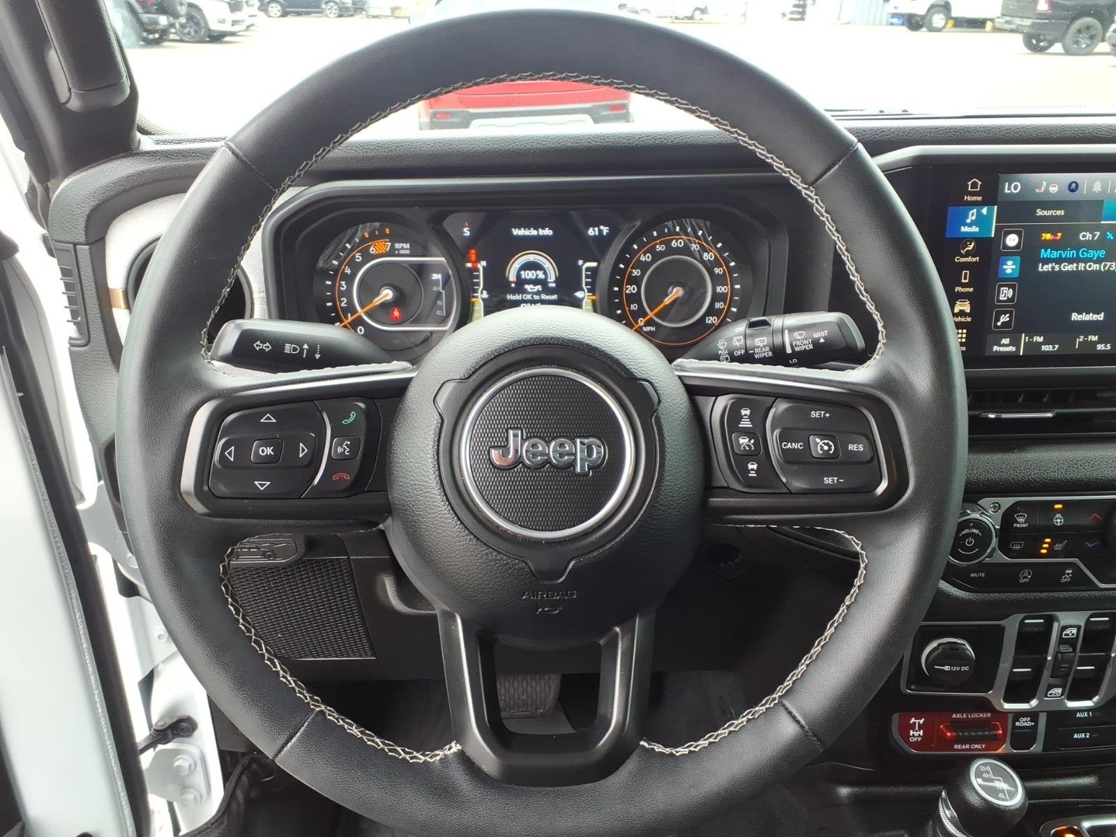 Certified Used 2025 White/off-white Jeep Willys image 10