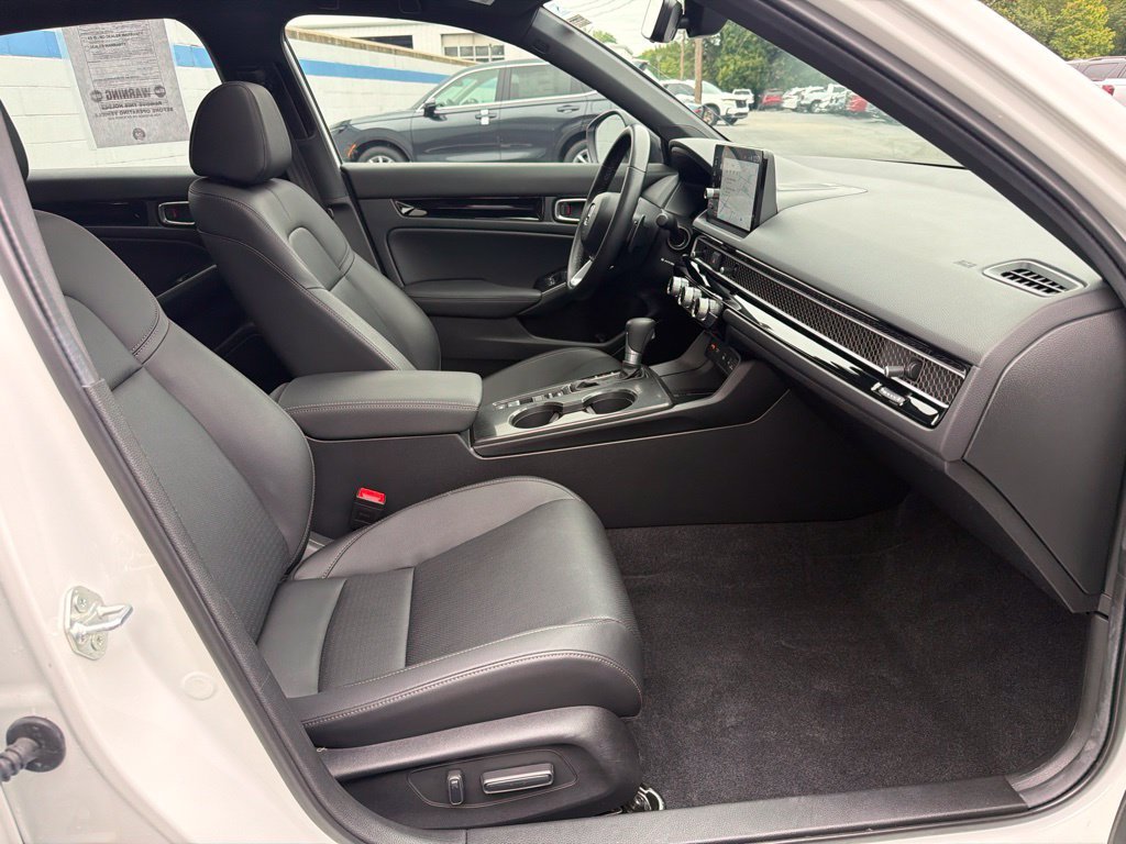 Used 2026 Platinum White Pearl Honda Sport Touring image 24